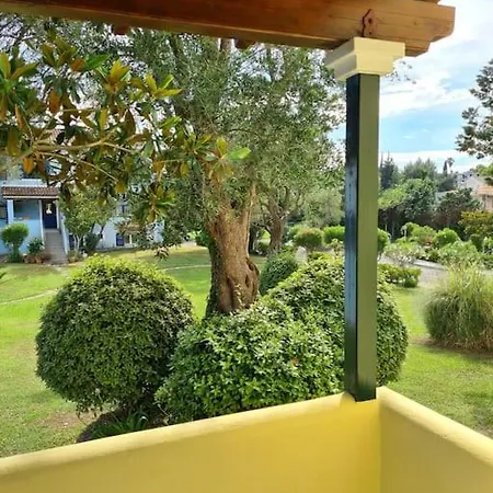 Govino Bay Cento Blu * Gouvia